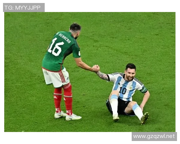 世界杯预选赛：墨西哥主场大胜美国，洛萨诺梅开二度